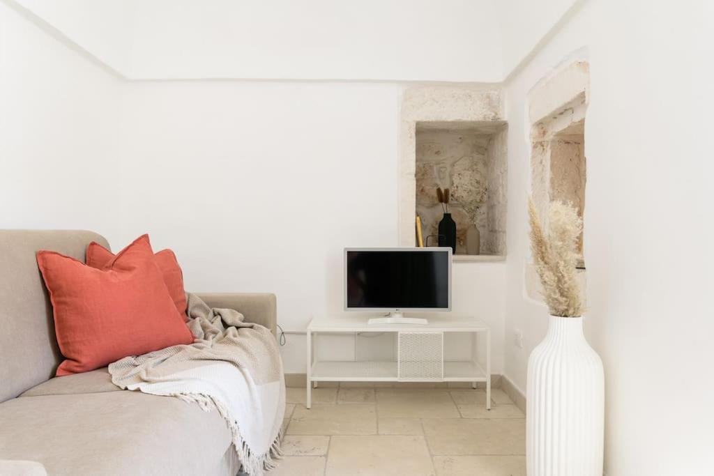 Palazzotto - Cosy Apartment Остуни Экстерьер фото